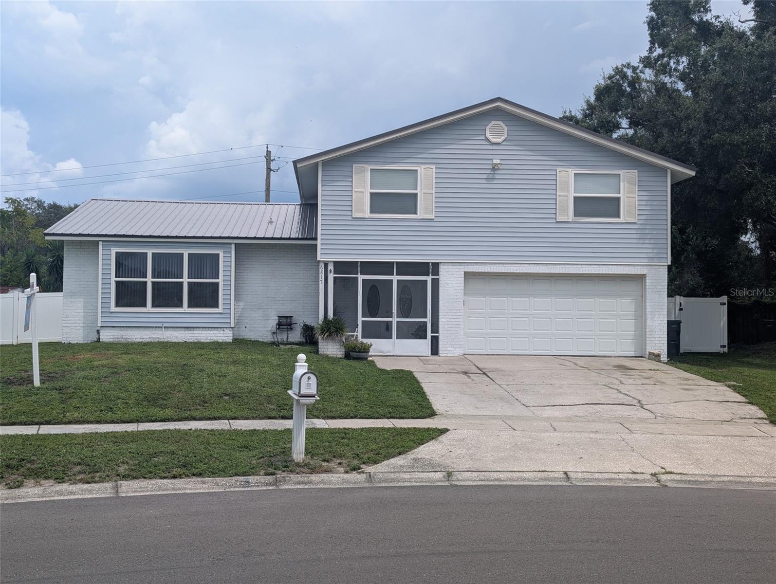 Photo of 6817 MITCHELL CIRCLE TAMPA FL 33634
