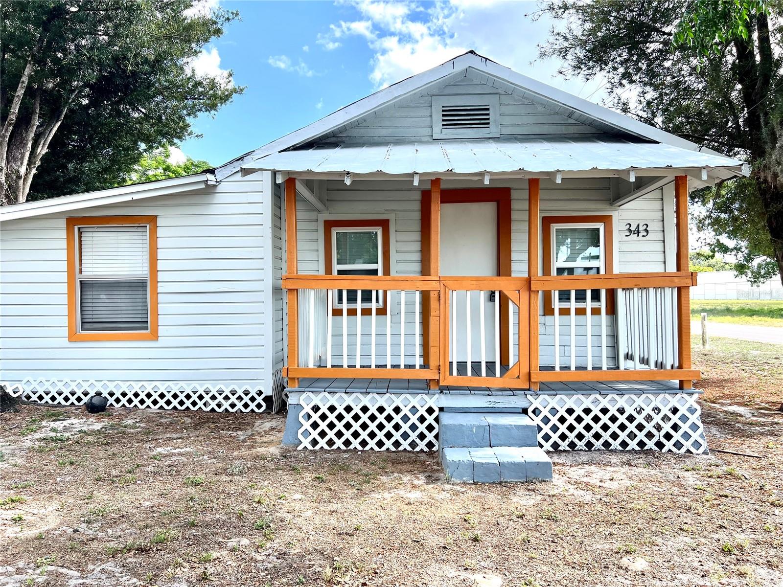 Photo of 343 WEAVER AVENUE LAKE WALES FL 33853