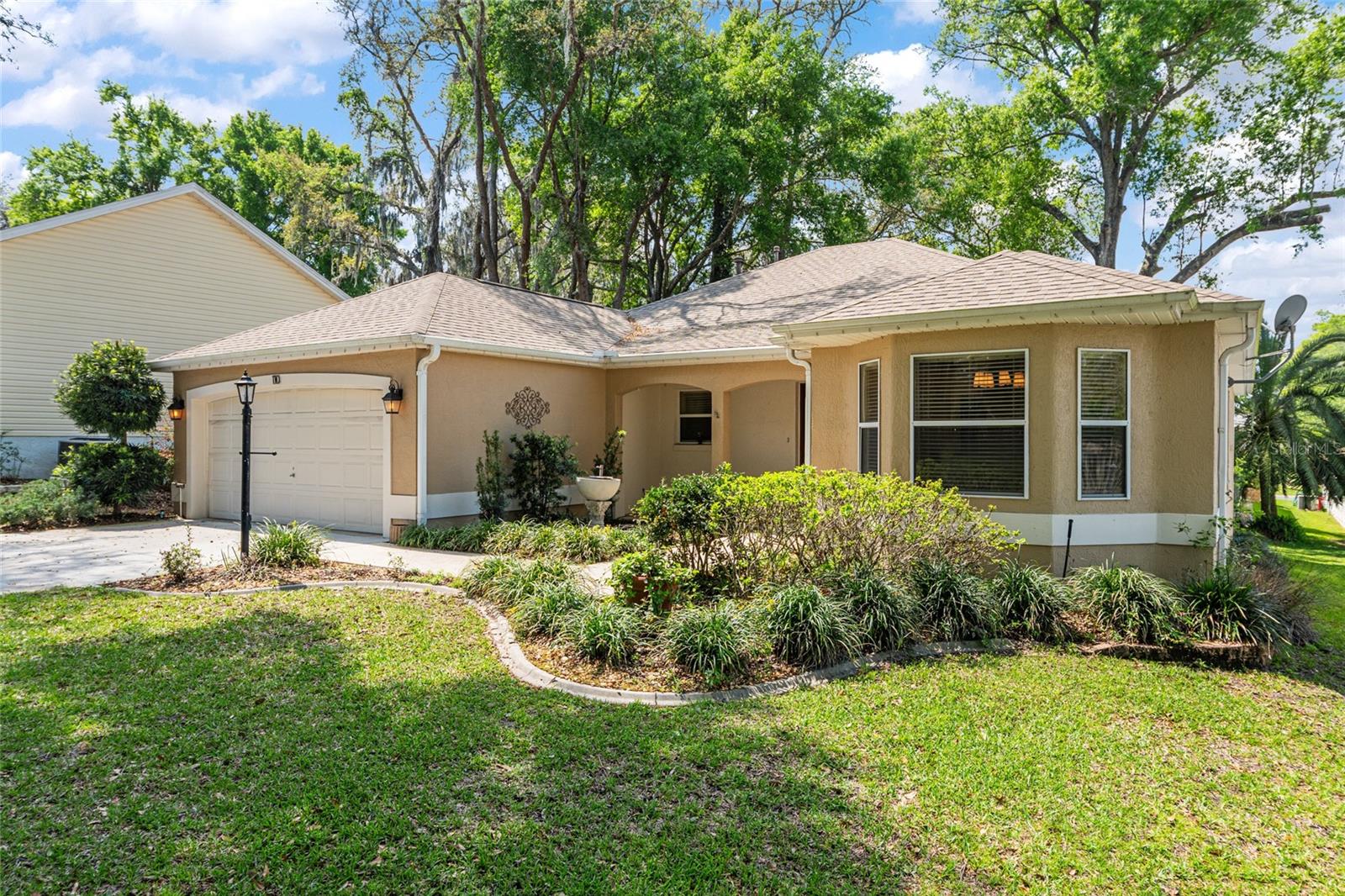 Photo of 110 CHULA VISTA AVENUE LADY LAKE FL 32159