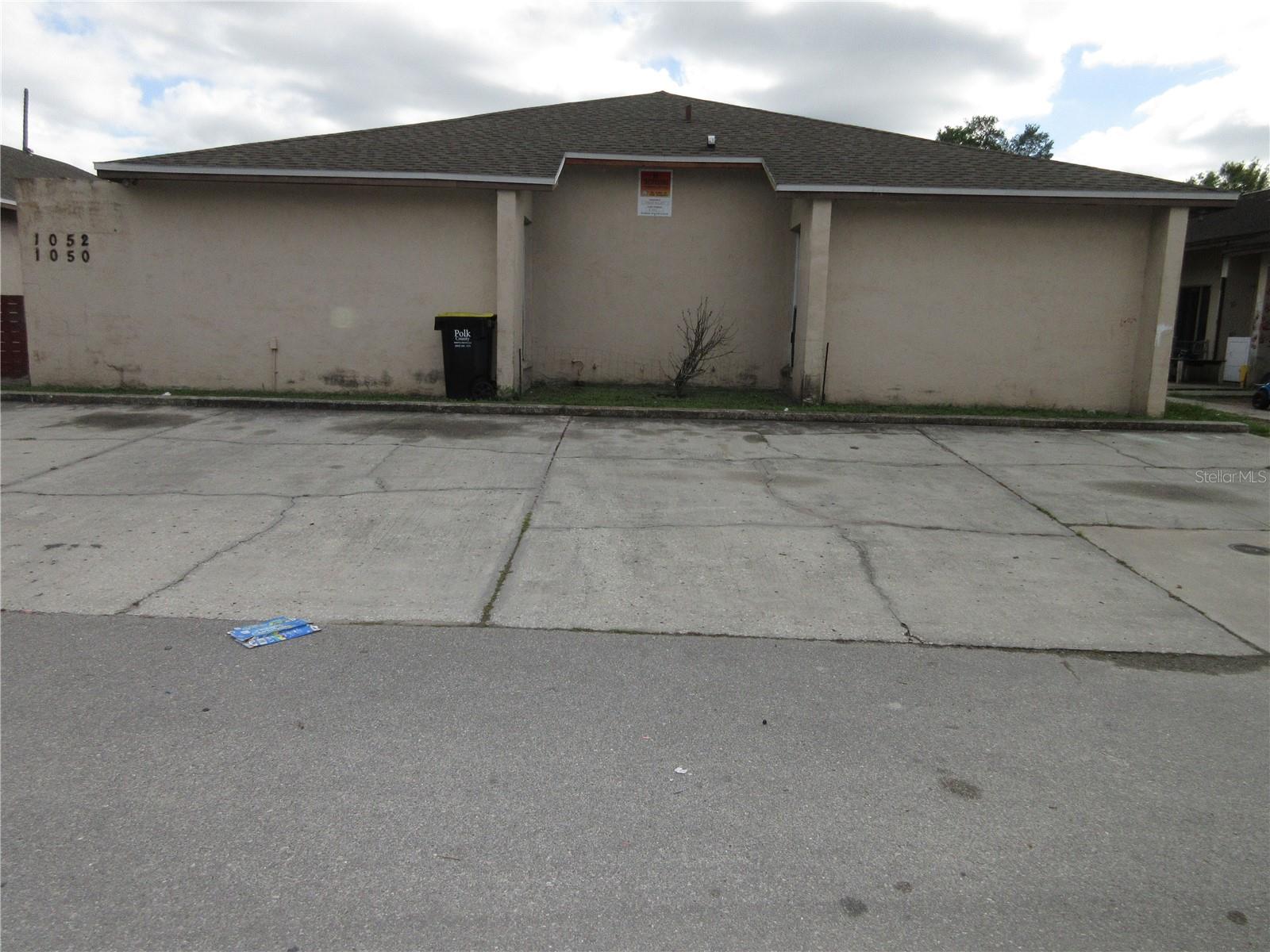 Photo of 1050 CAPTIVA POINT LAKELAND FL 33801