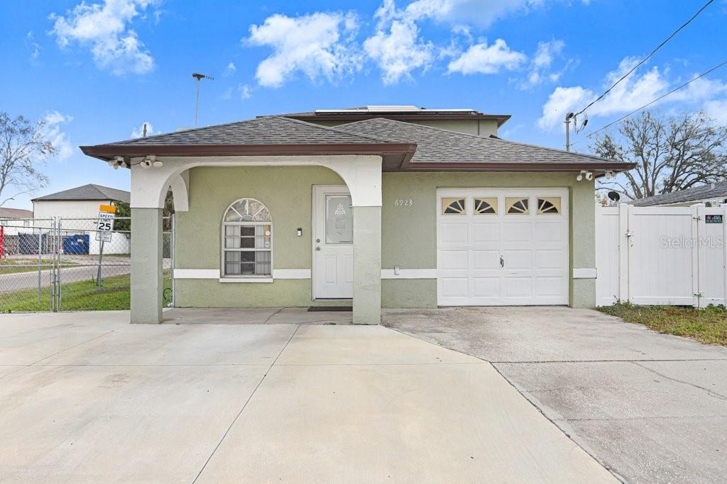 Photo of 6923 N HIMES AVENUE TAMPA FL 33614