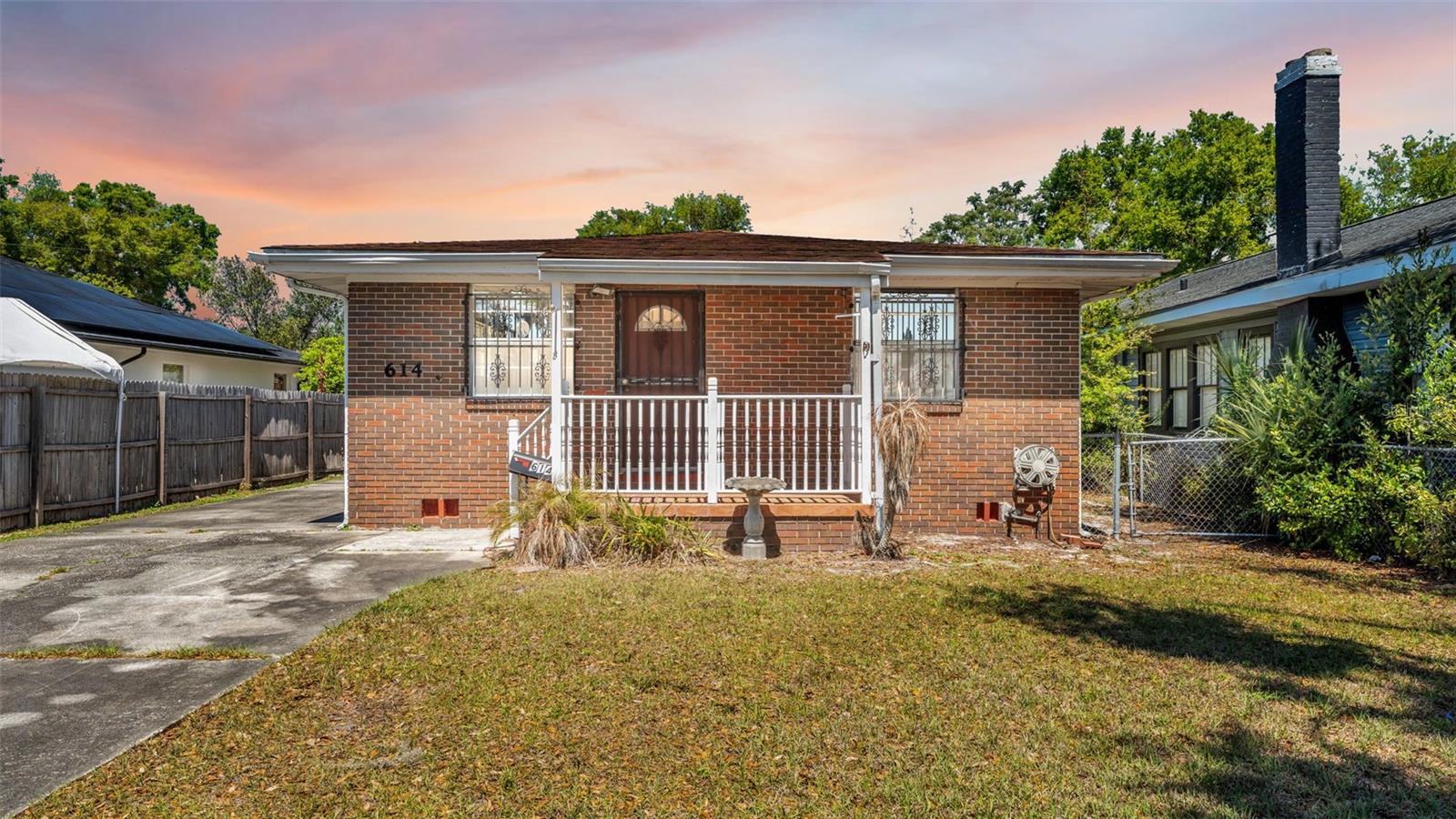 Photo of 614 E CRAWFORD STREET LAKELAND FL 33805