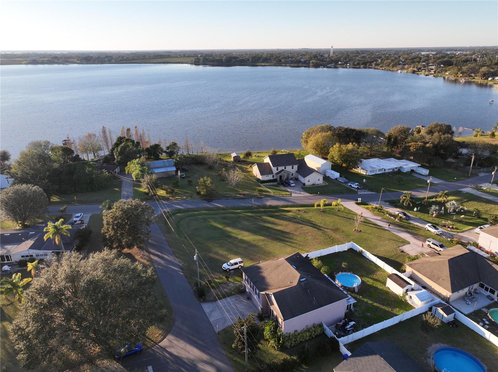 Photo of 959 THOMAS ROAD EAGLE LAKE FL 33839