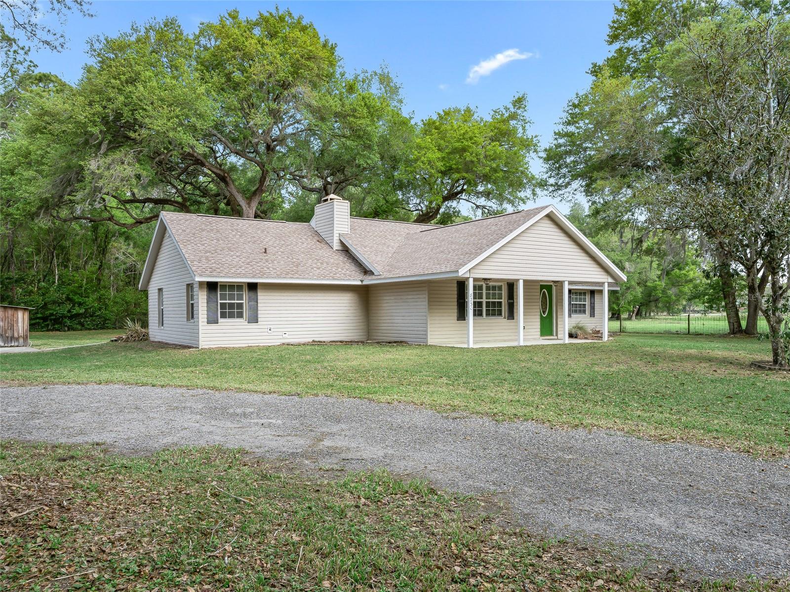 Photo of 8234 S US 301 BUSHNELL FL 33513