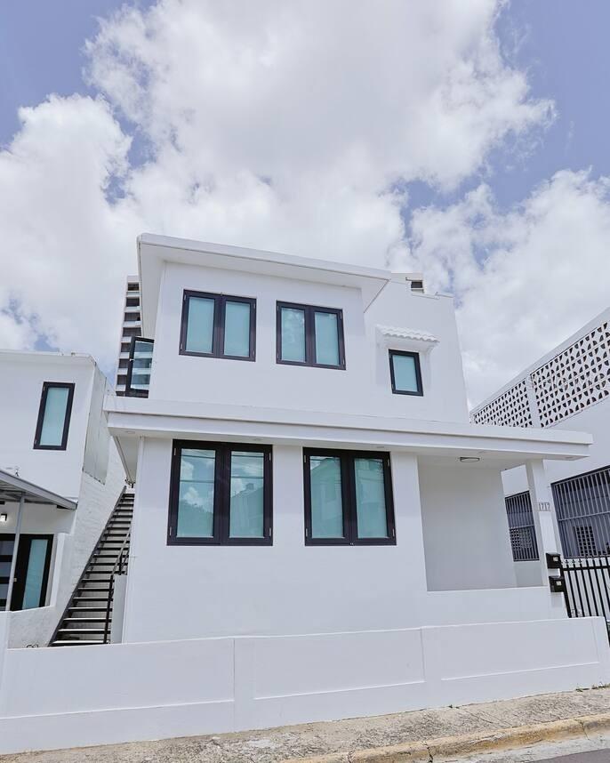 Photo of 1717 CALLE COLON SANTURCE PR 00911