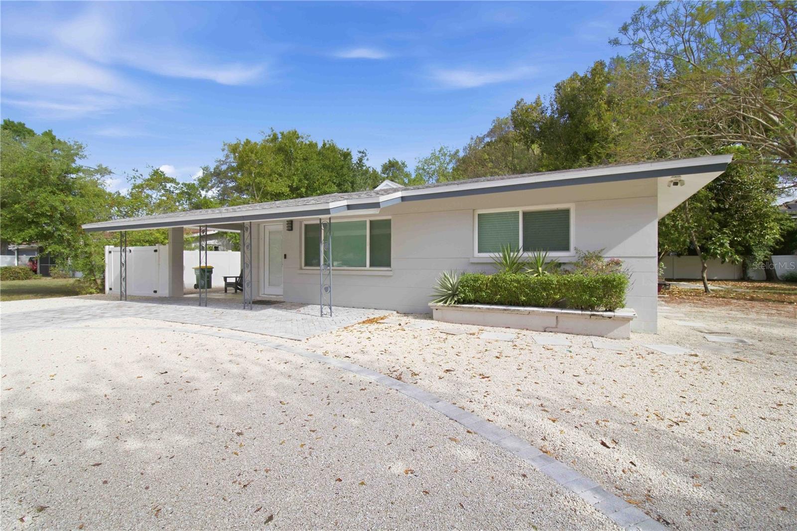 Photo of 2545 BROWNING STREET SARASOTA FL 34237