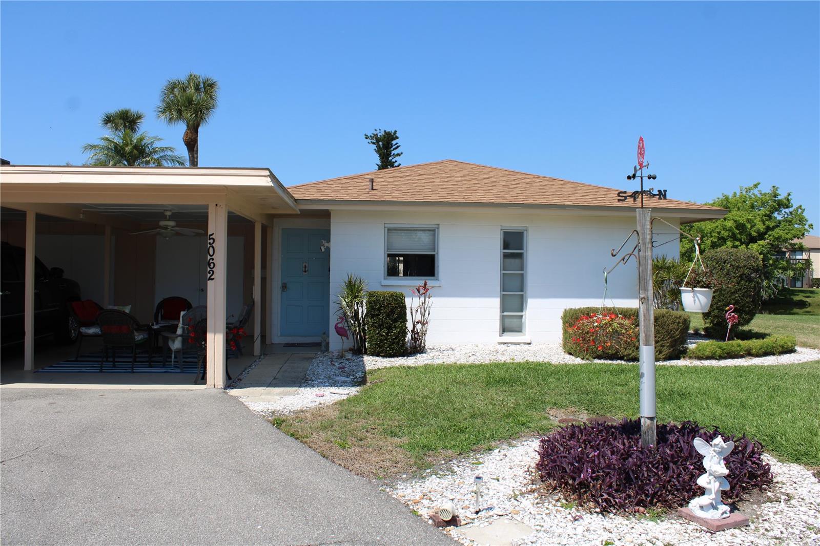 Photo of 5062 LIVE OAK CIRCLE #5026 BRADENTON FL 34207