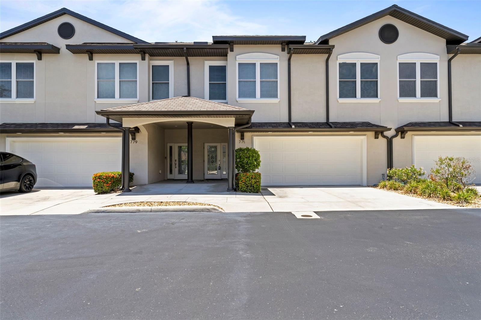 Photo of 771 DATE PALM LANE ST PETERSBURG FL 33707