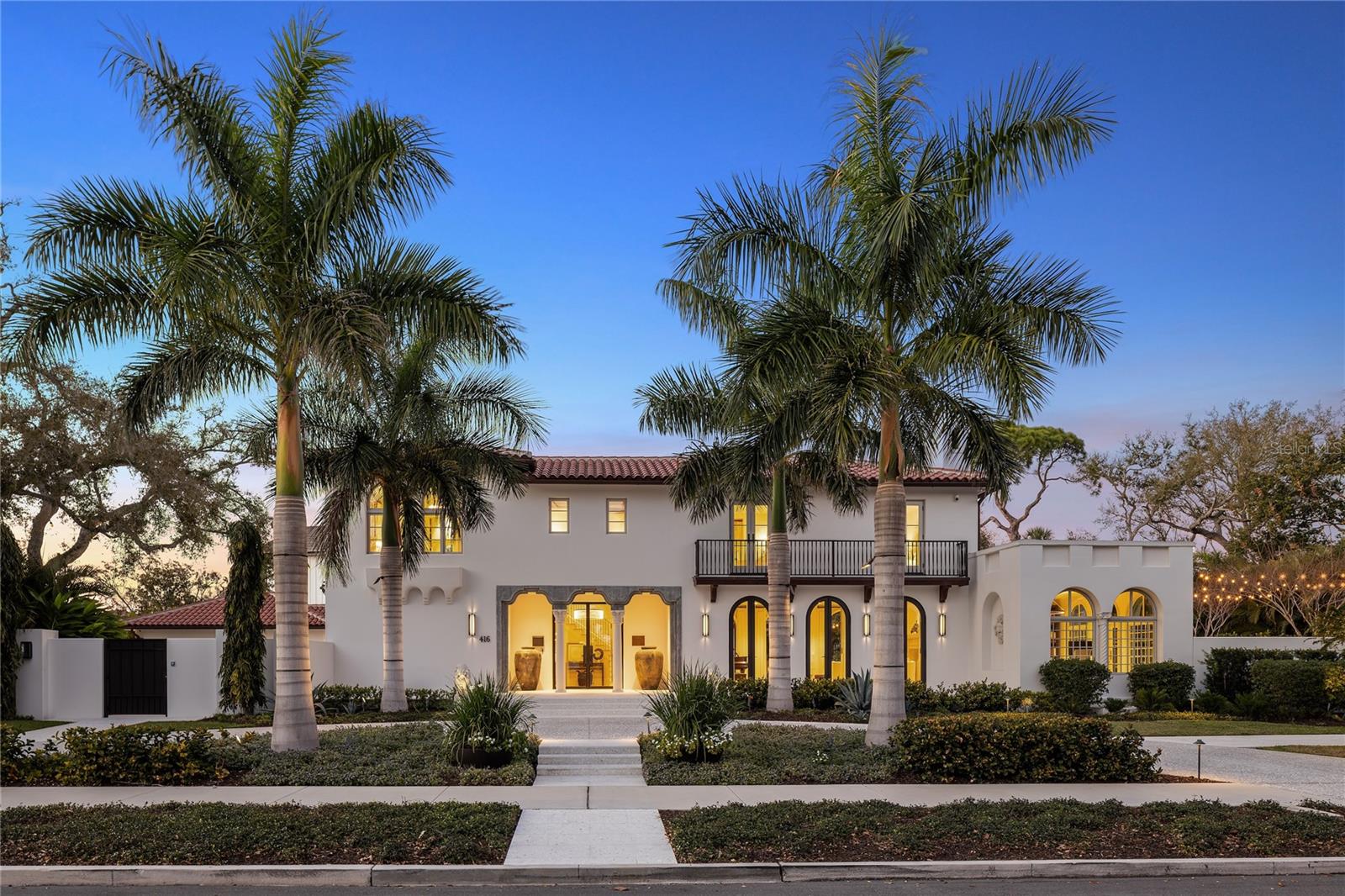 Photo of 416 BRIGHTWATERS BOULEVARD ST PETERSBURG FL 33704