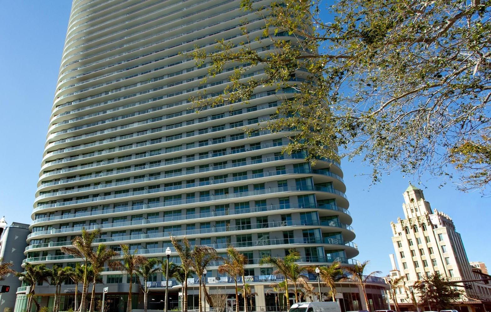 Photo of 400 CENTRAL AVENUE #2001 ST PETERSBURG FL 33701