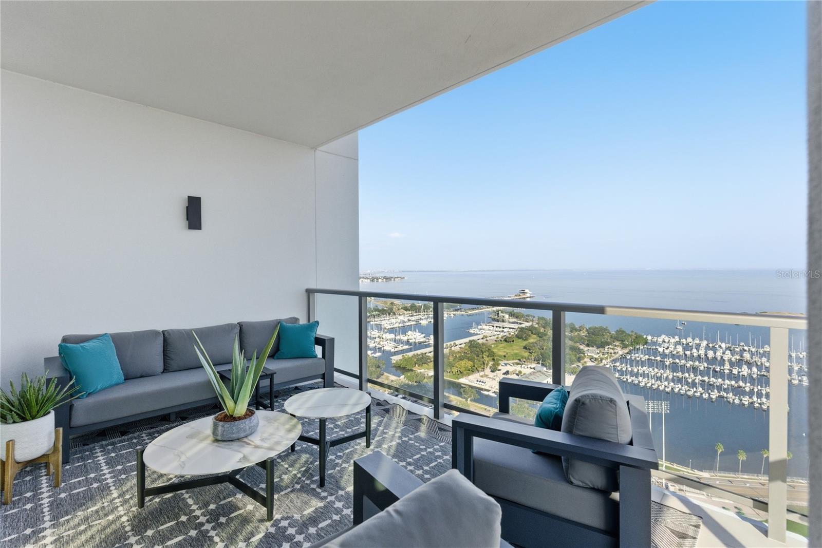 Photo of 301 1ST STREET #3101 ST PETERSBURG FL 33701