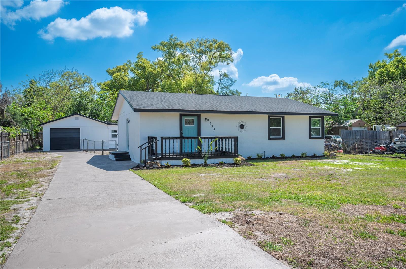 Photo of 1215 EL CAMINO ROAD LAKELAND FL 33805