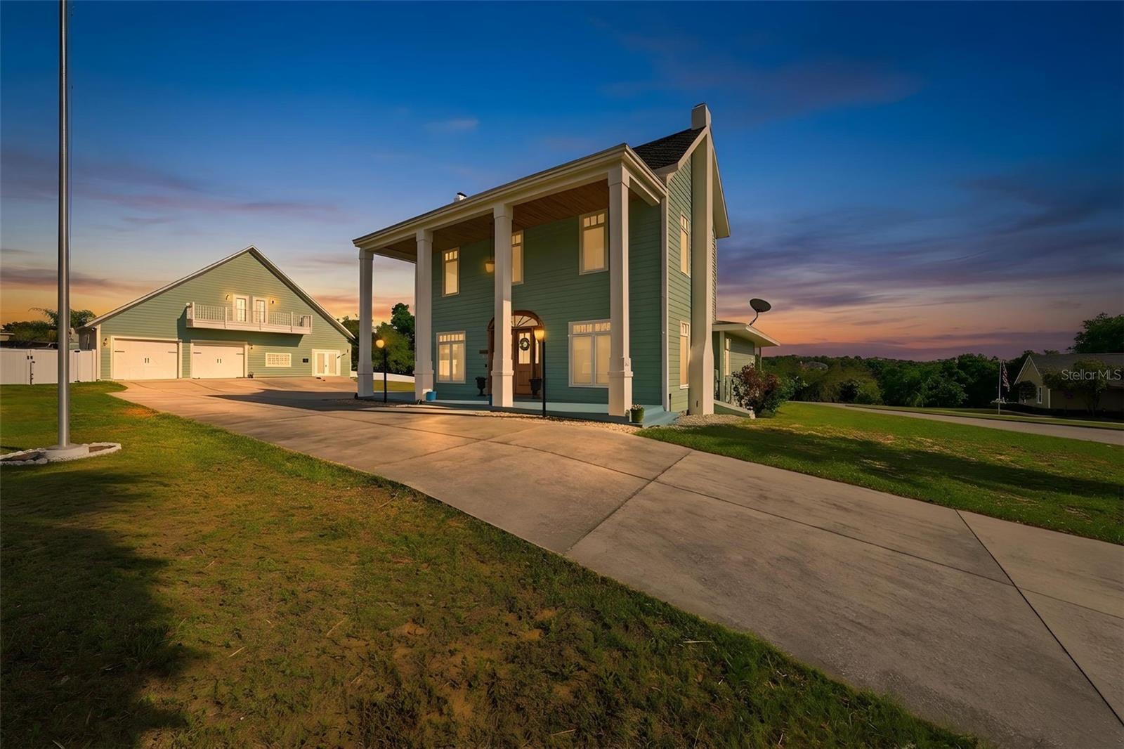 Photo of 835 BUTCH CASSIDY LANE EUSTIS FL 32726