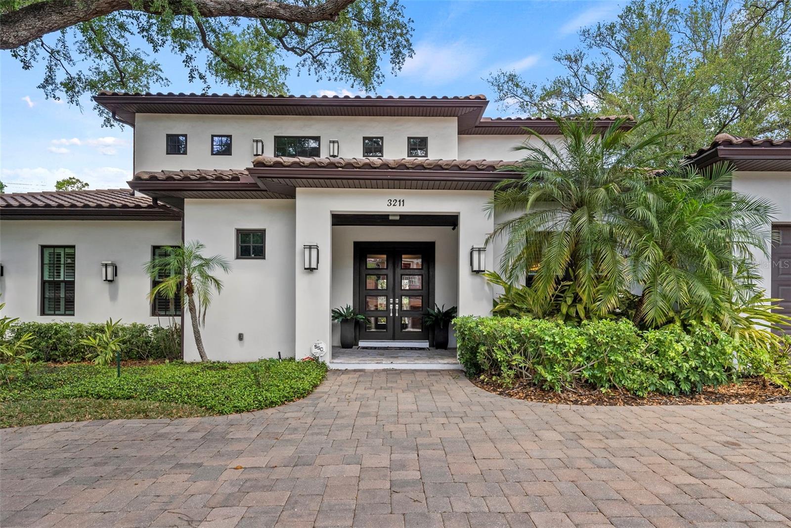 Photo of 3211 W BAY VILLA AVENUE TAMPA FL 33611