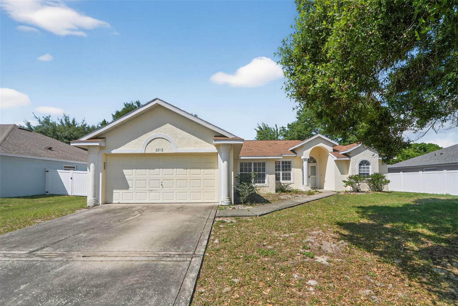 Photo of 2518 MAYWOOD STREET EUSTIS FL 32726