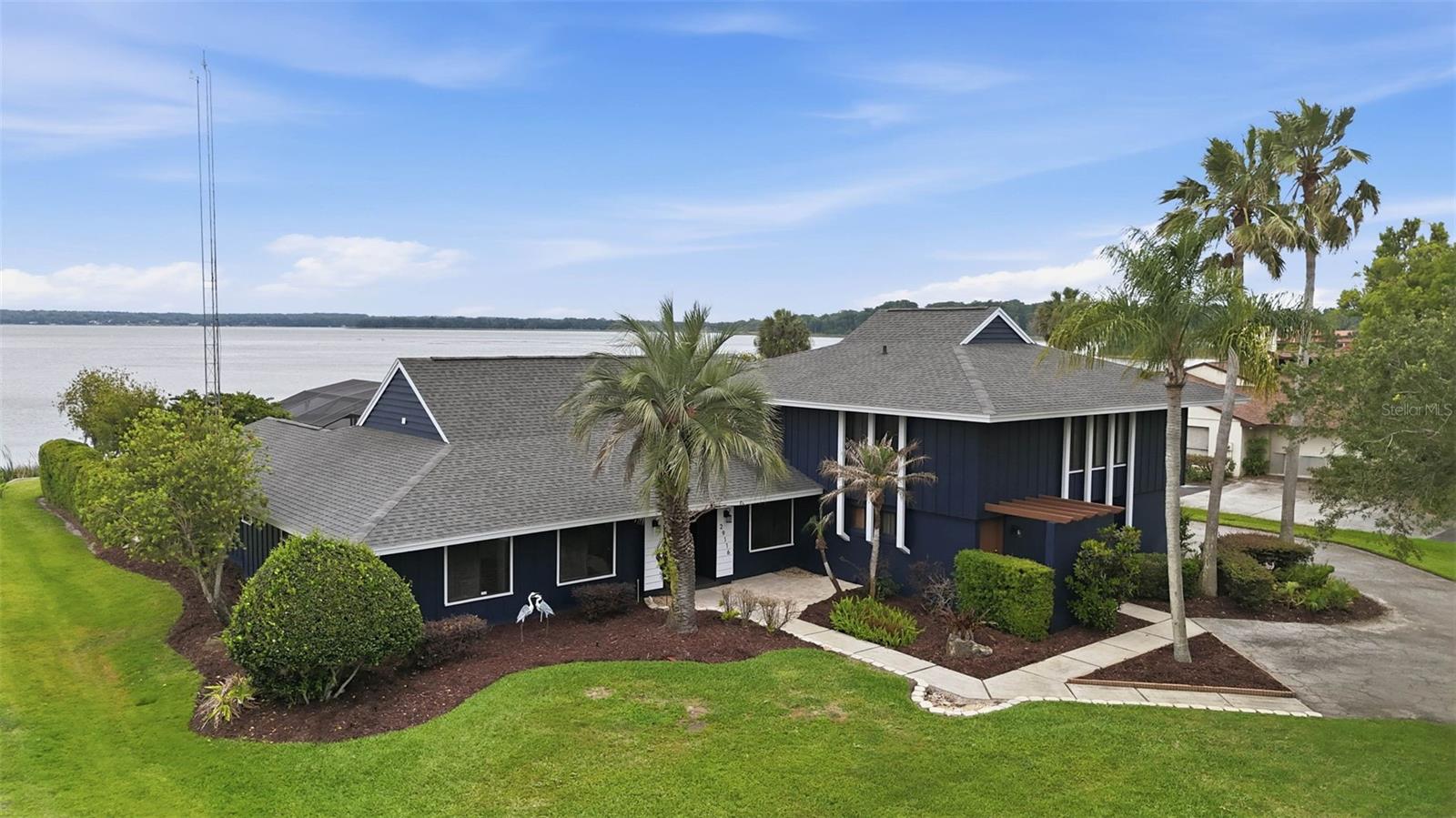 Photo of 29116 BEAUCLAIRE DRIVE TAVARES FL 32778