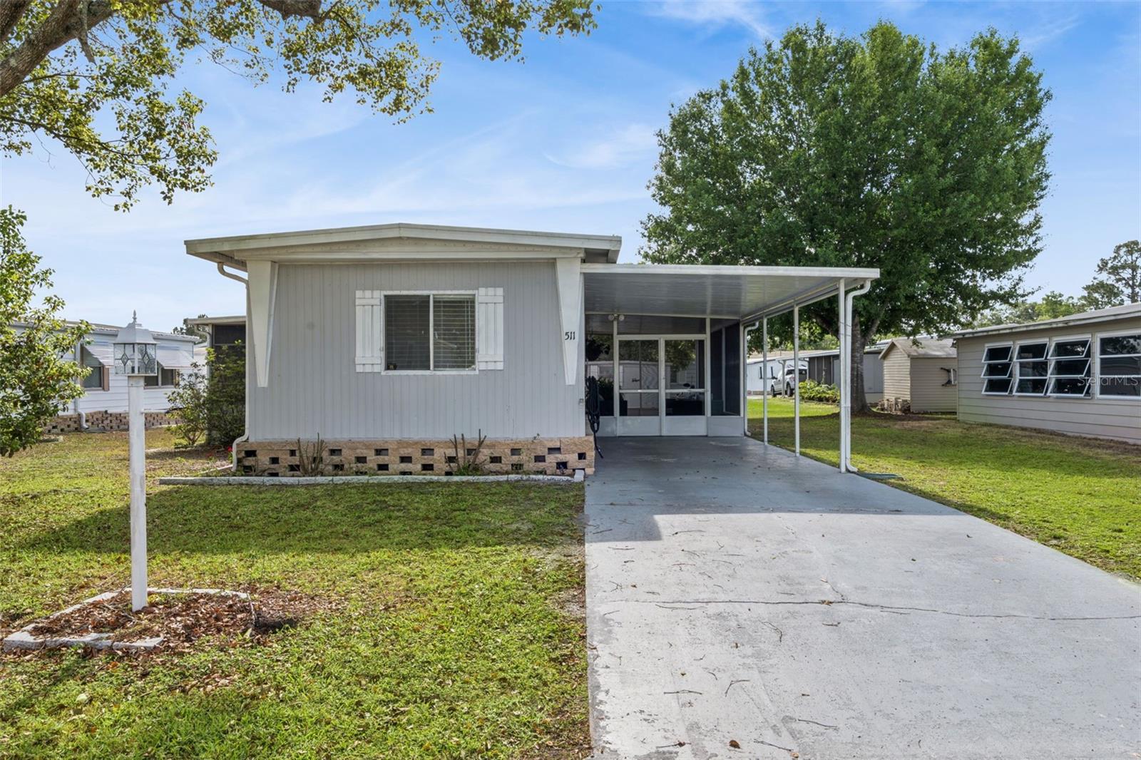 Photo of 511 FLAMINGO LANE OSTEEN FL 32764