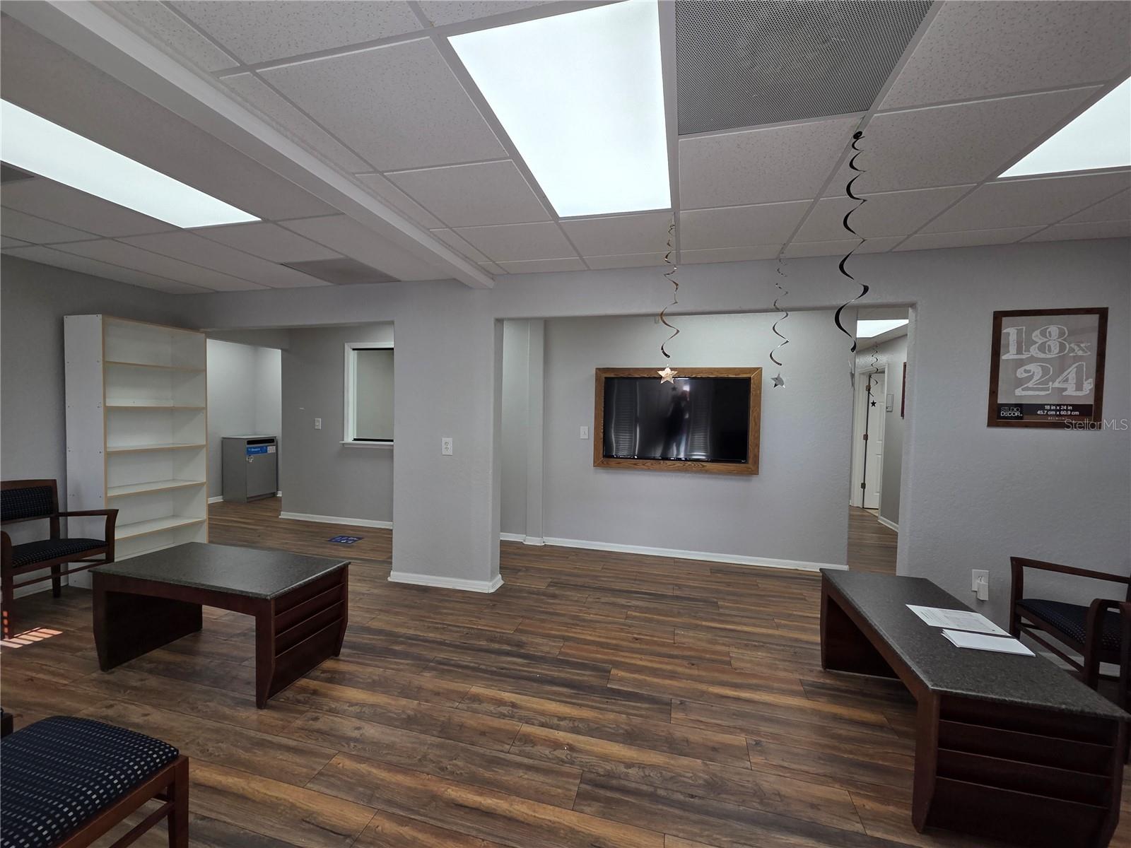 Photo of 141 N OAKWOOD AVENUE BRANDON FL 33510