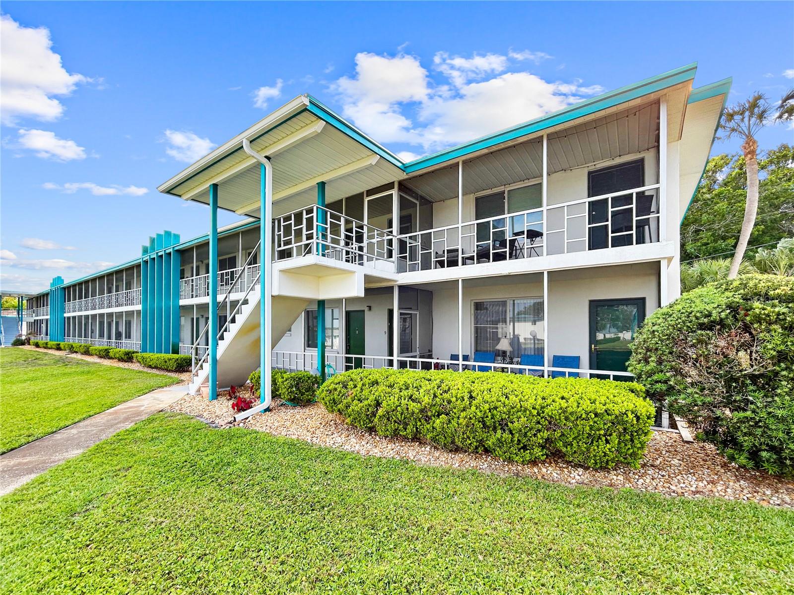 Photo of 1600 W LAKE PARKER DRIVE #C4 LAKELAND FL 33805