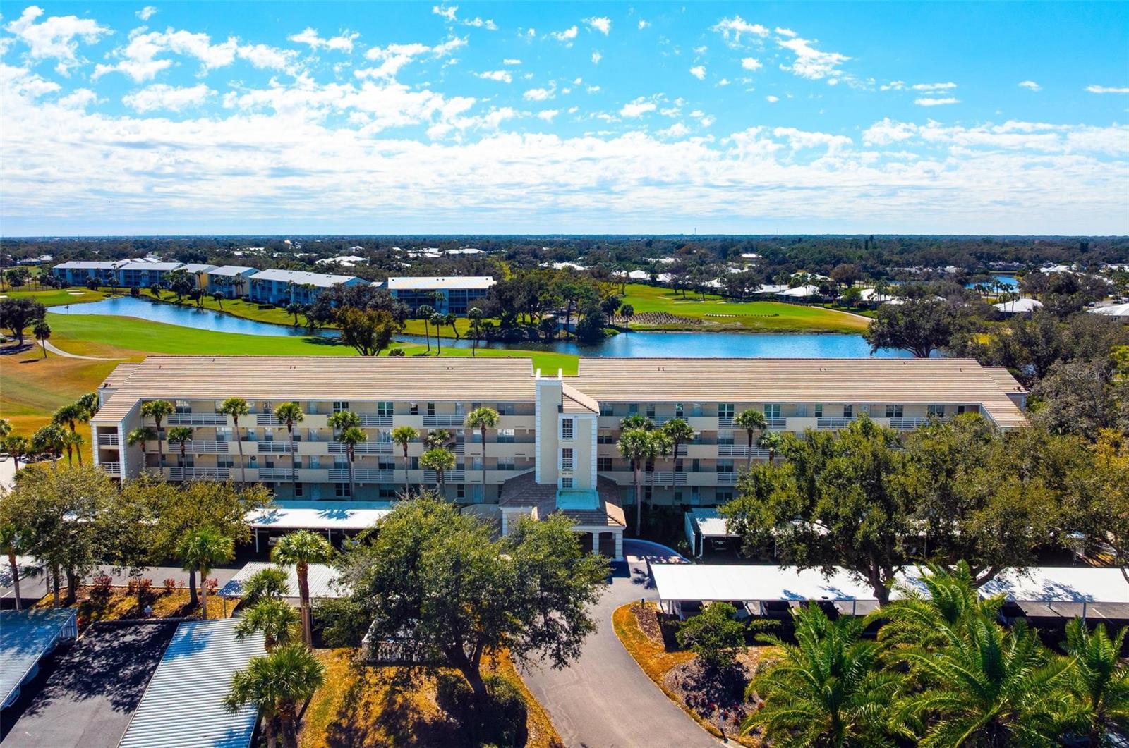 Photo of 918 WEXFORD BOULEVARD #918 VENICE FL 34293