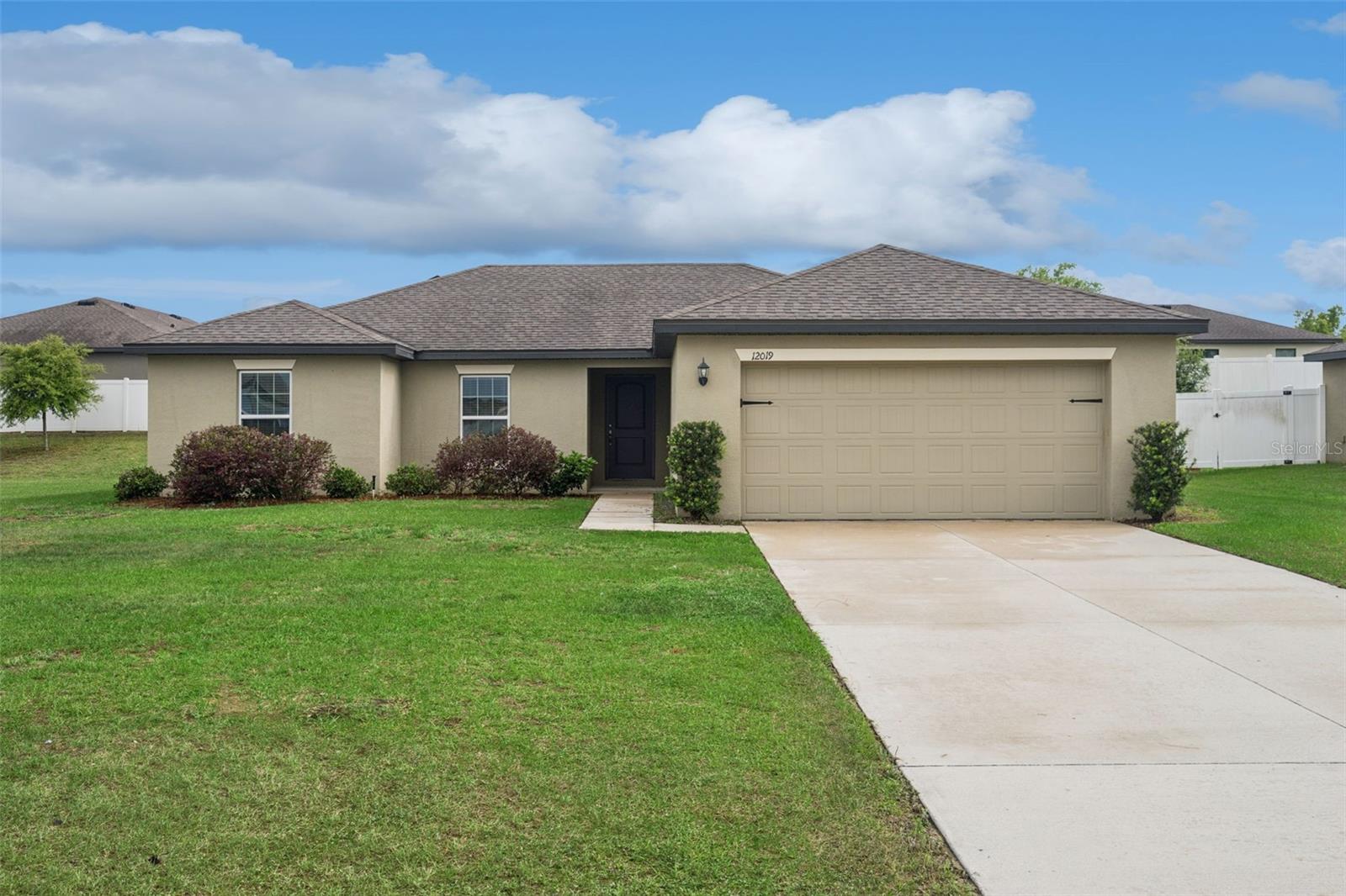 Photo of 12019 INDIAN GRASS WAY LEESBURG FL 34788