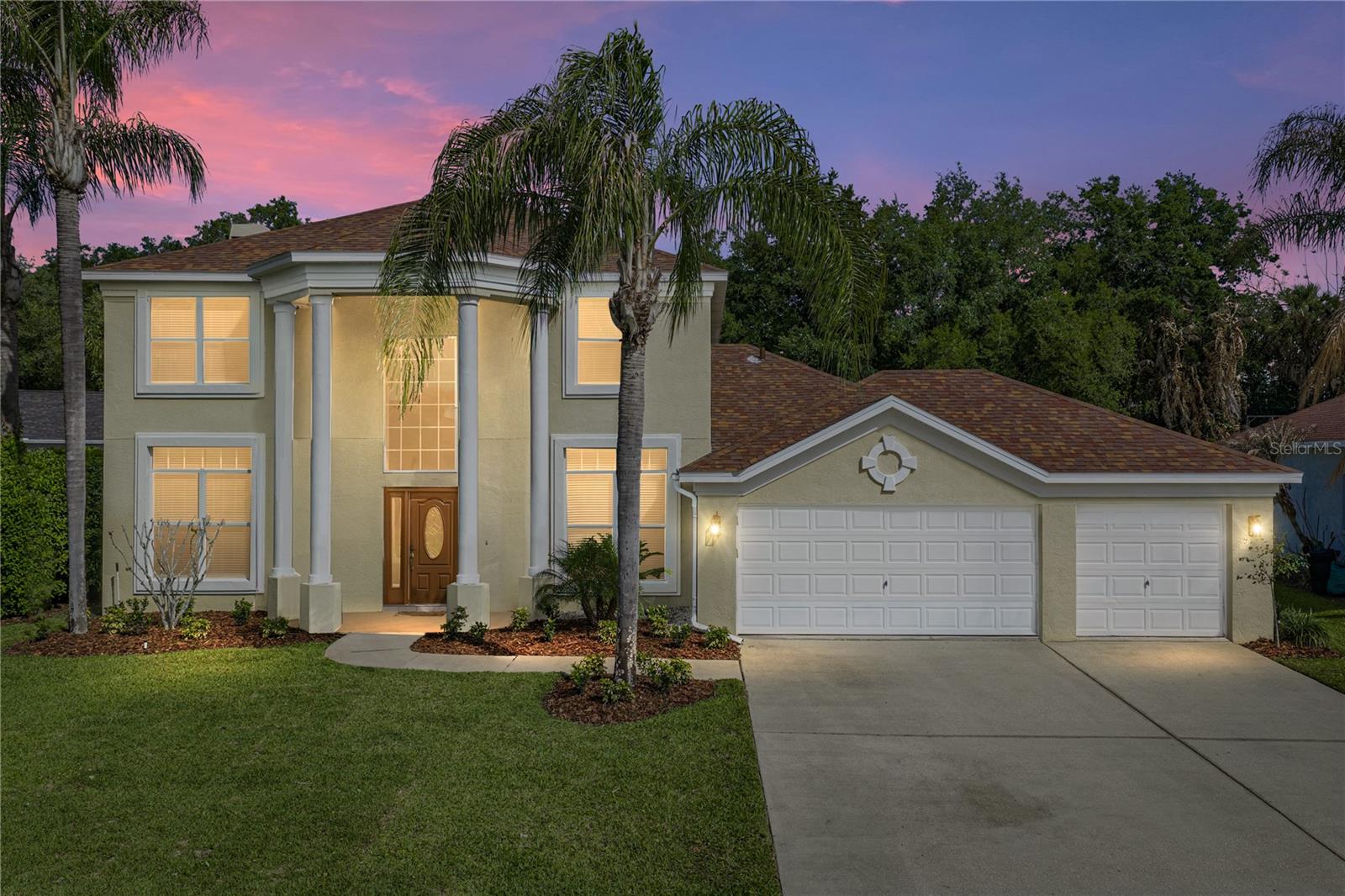 Photo of 5104 WHISPERING LEAF TRAIL VALRICO FL 33596