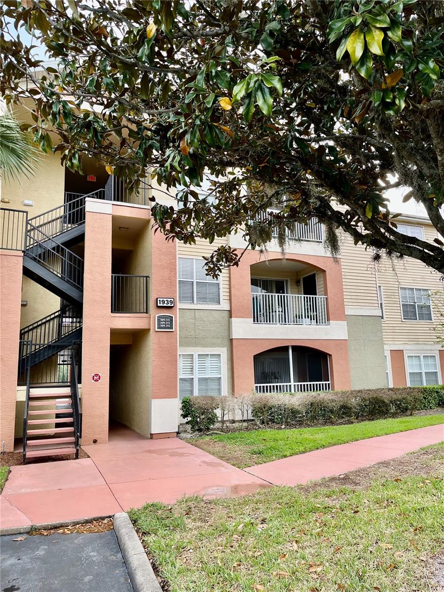 Photo of 1939 SUMMER CLUB APT DRIVE #315 OVIEDO FL 32765