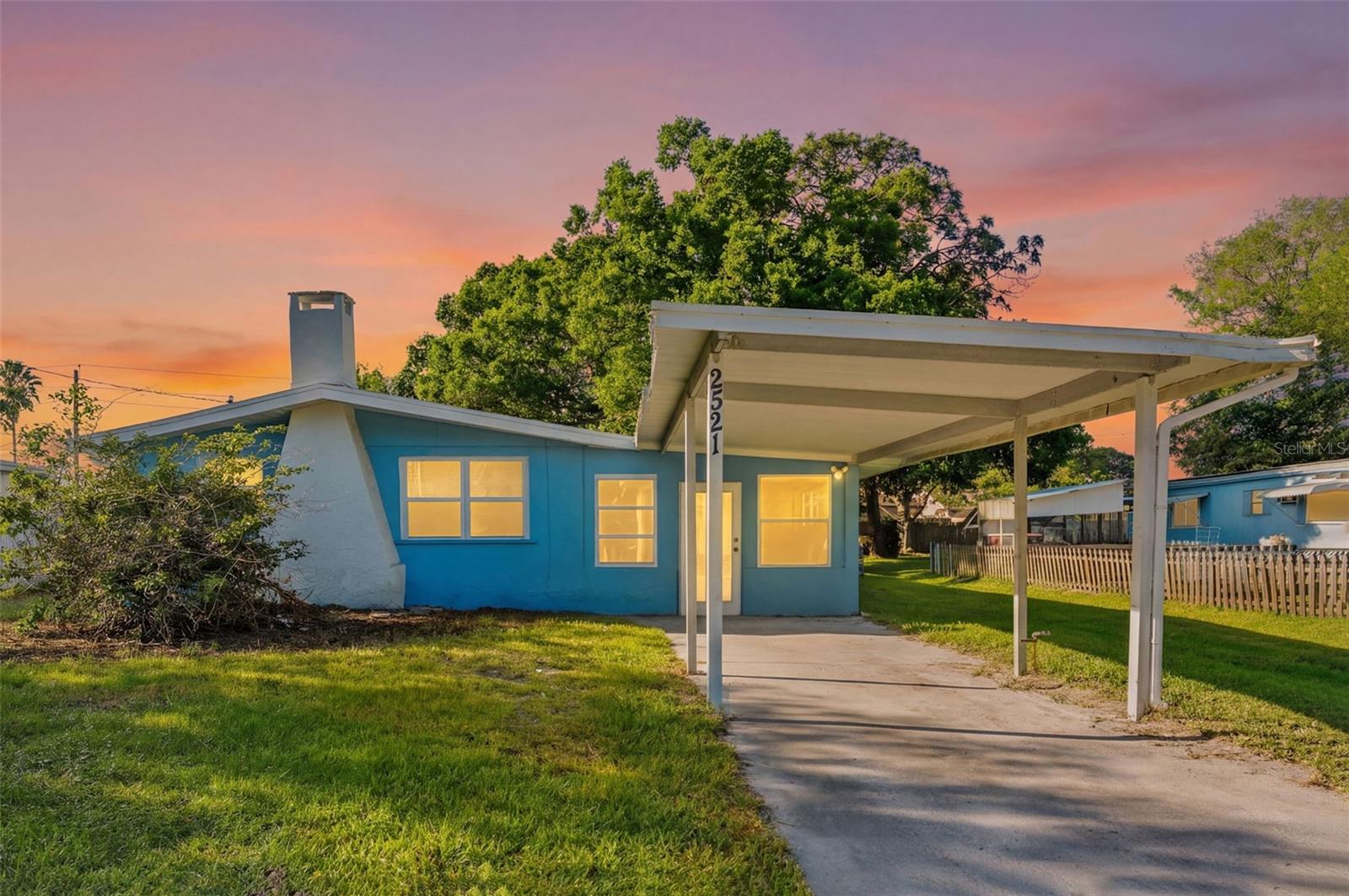 Photo of 2521 HIGHLAND ACRES DR CLEARWATER FL 33761