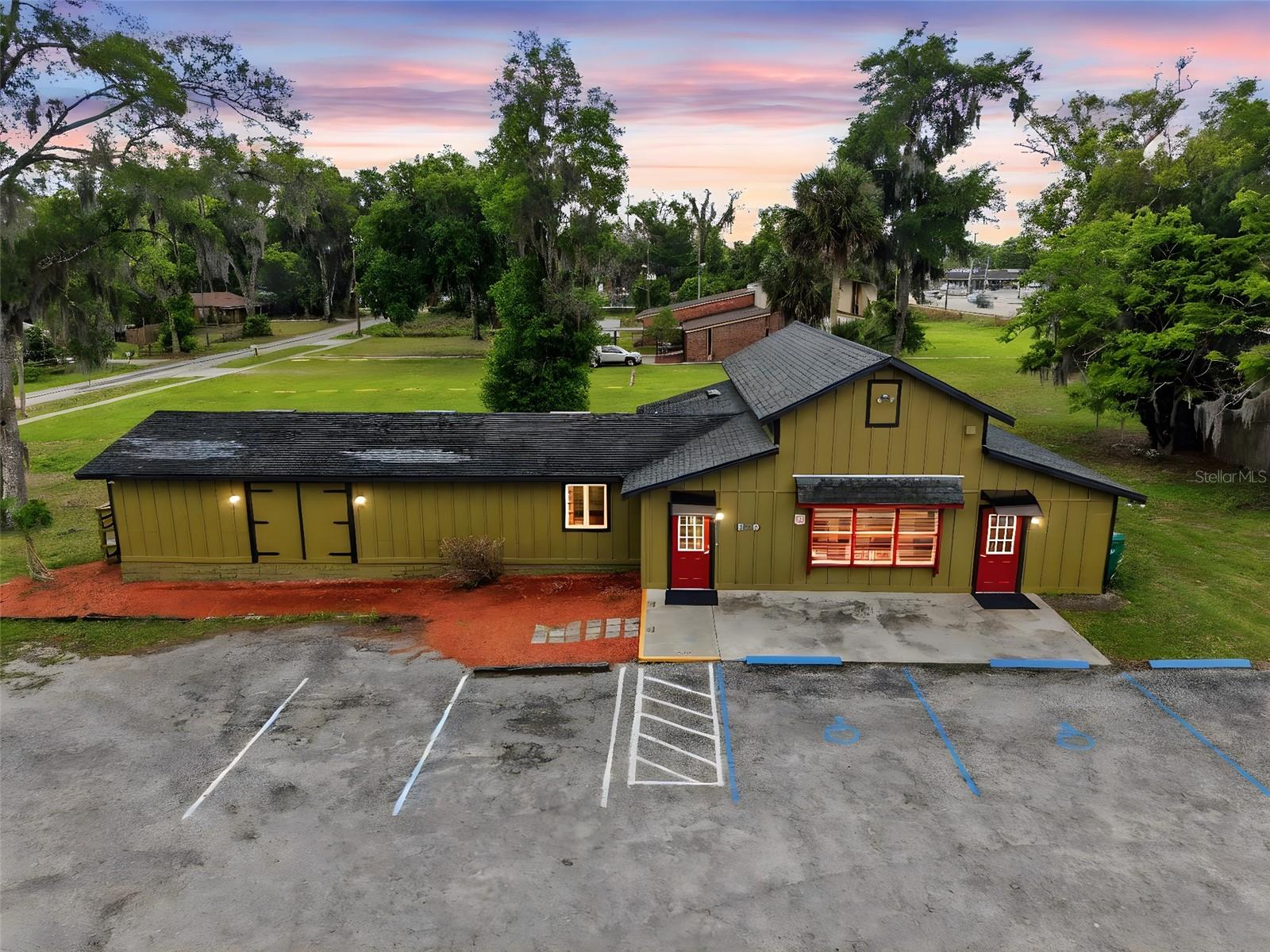 Photo of 1030 CAMPHOR LANE DELAND FL 32720