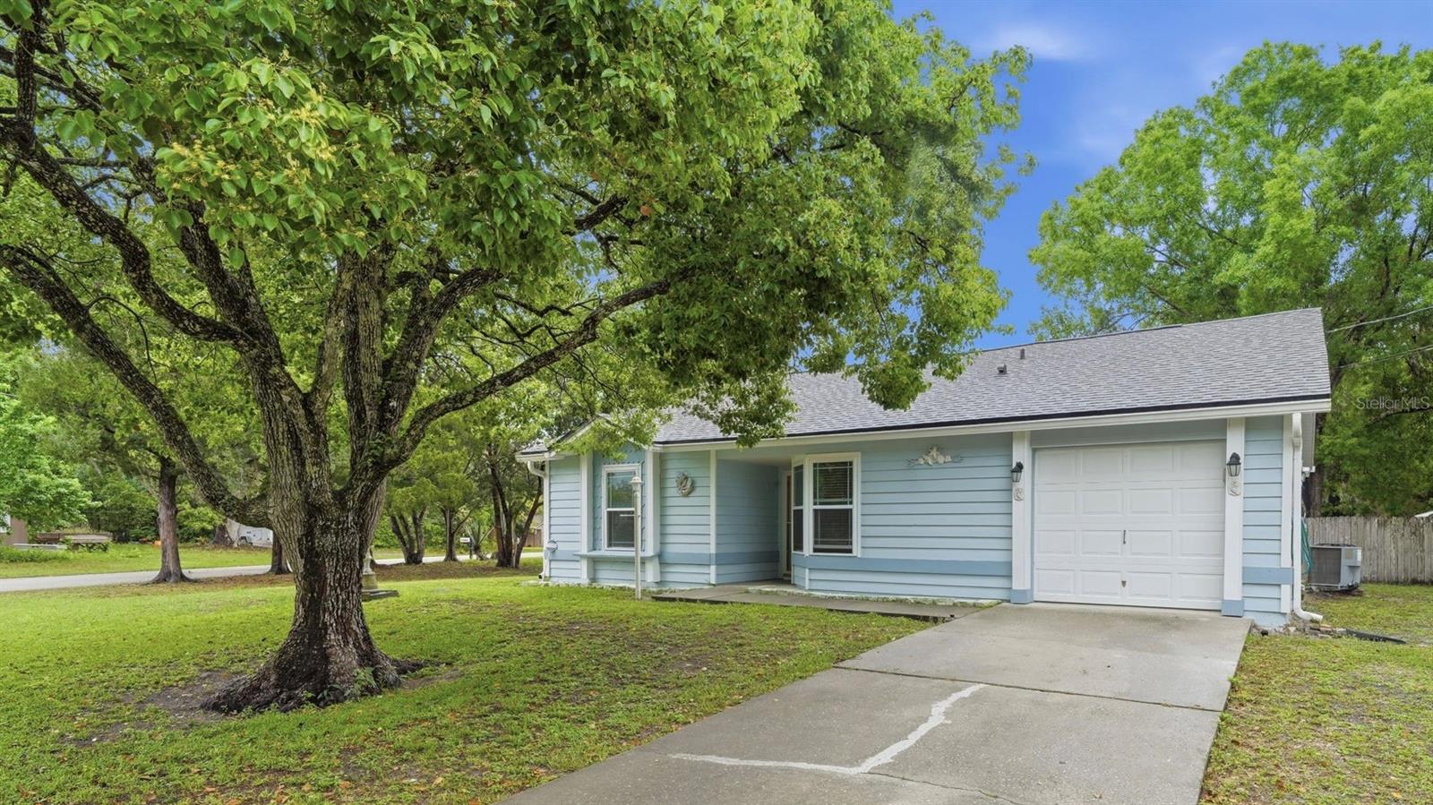 Photo of 61 FLORIDANA ROAD DEBARY FL 32713