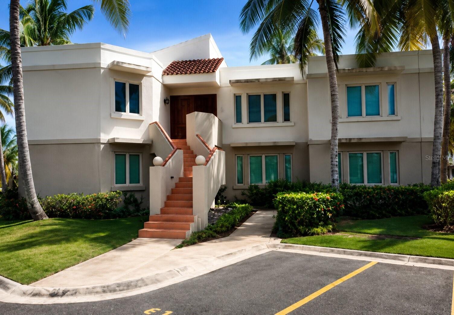 Photo of Principal E1 LAKESIDE VILLAS VEGA ALTA PR 00692