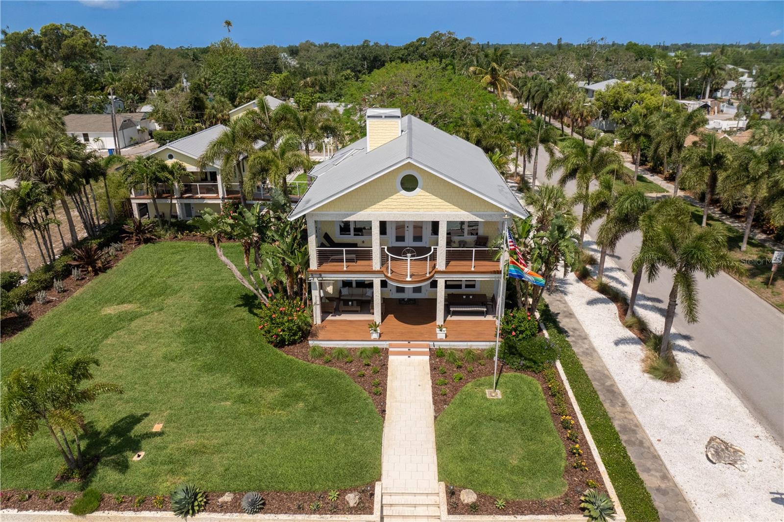 Photo of 1803 BEACH DRIVE ST PETERSBURG FL 33705