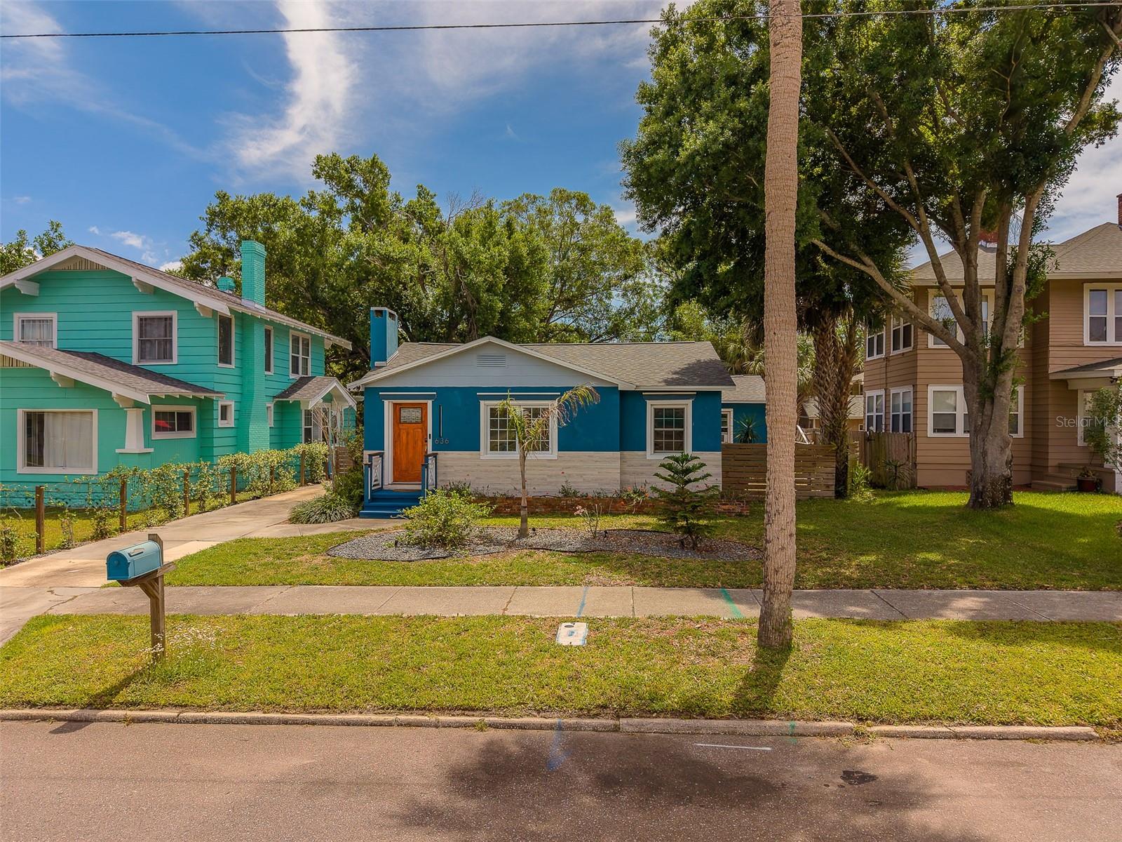 Photo of 636 37TH AVENUE ST PETERSBURG FL 33705