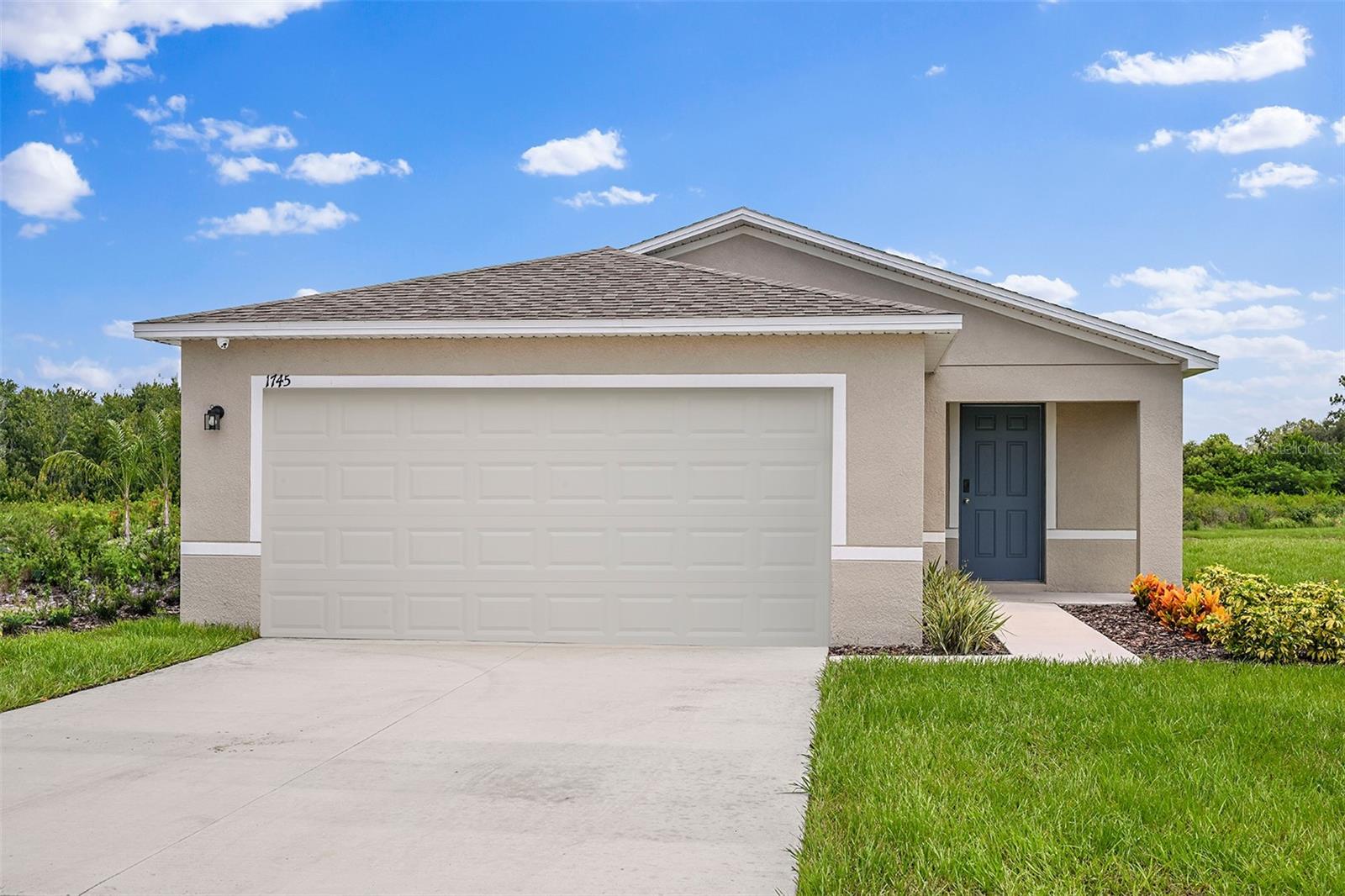 Photo of 2080 GOLDEN BEAK DRIVE EAGLE LAKE FL 33839
