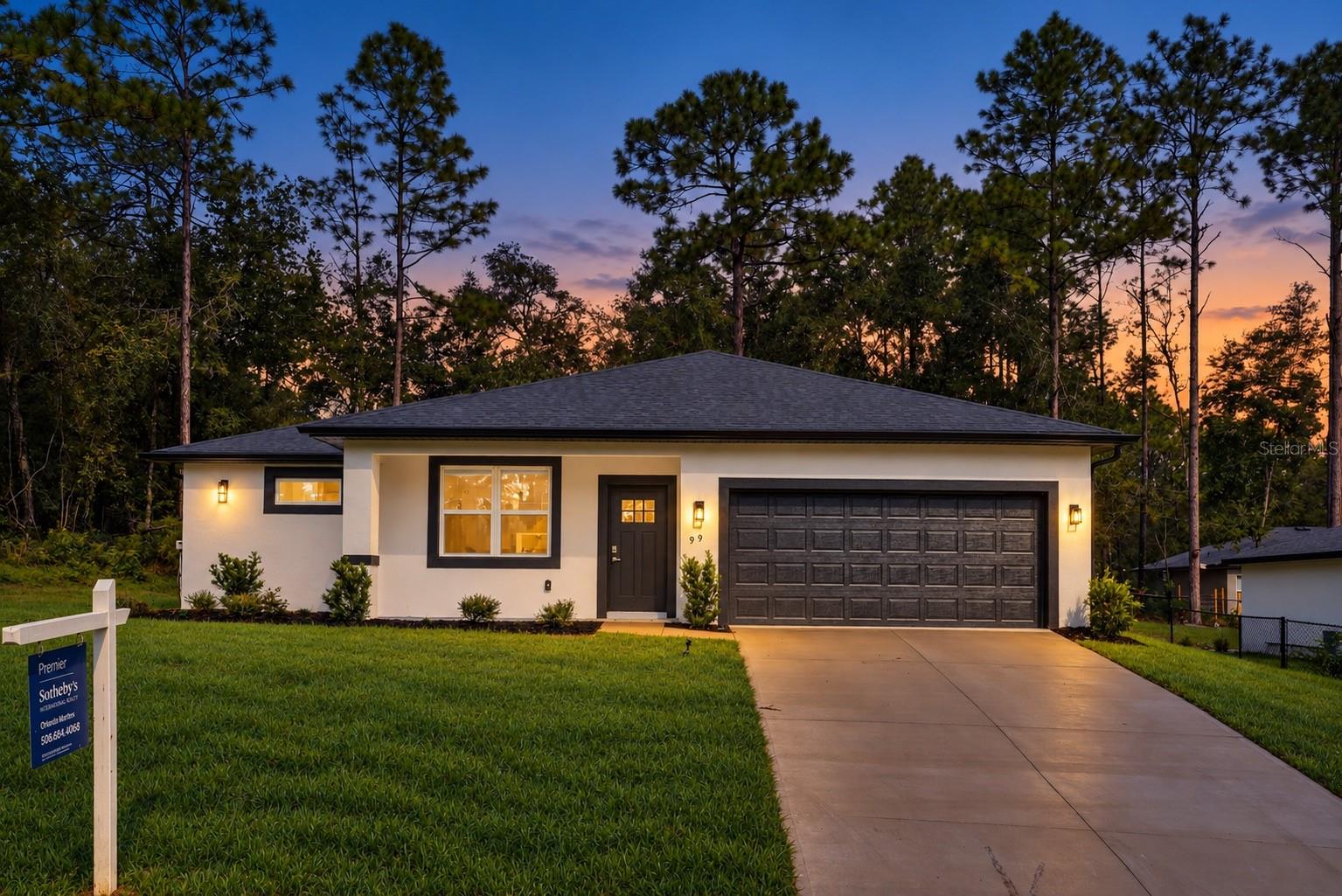 Photo of 99 W GOLDCOAST PLACE DUNNELLON FL 34434