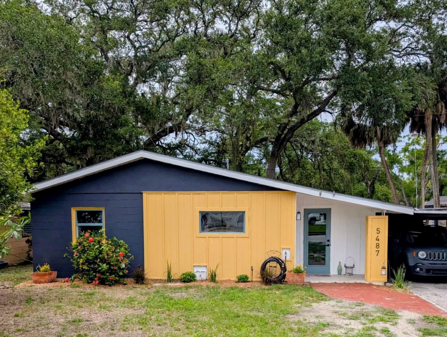 Photo of 5487 70TH WAY ST PETERSBURG FL 33709