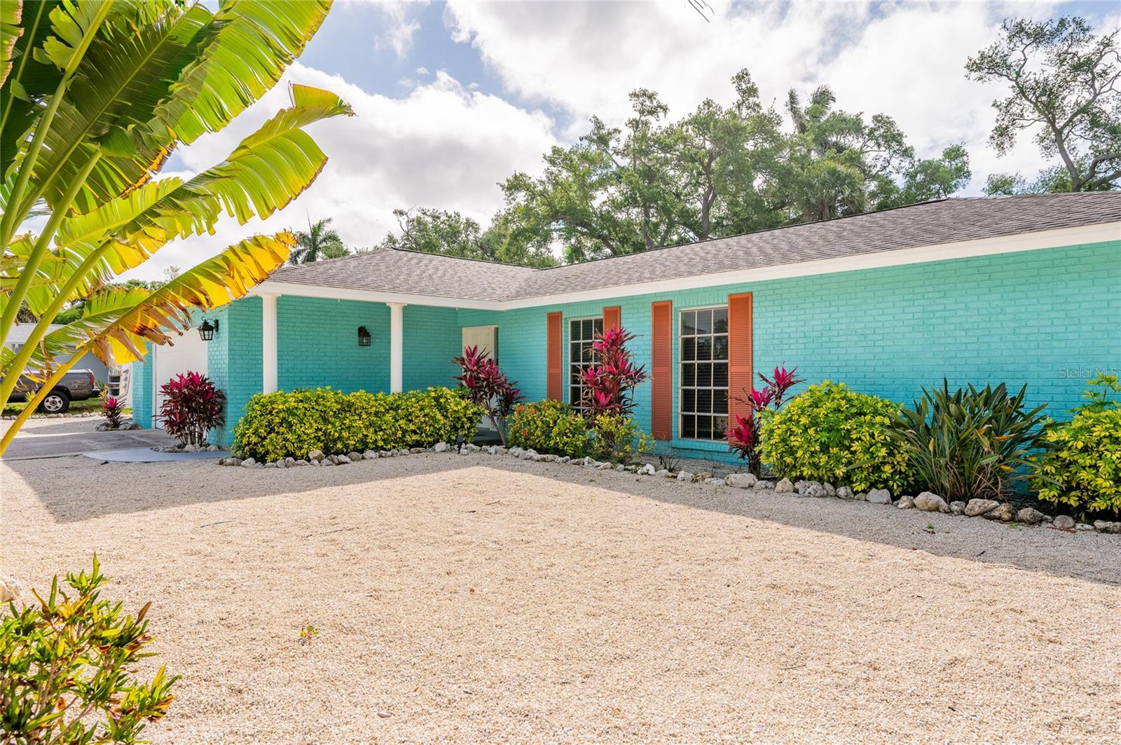 Photo of 1133 MONTEZUMA DRIVE BRADENTON FL 34209