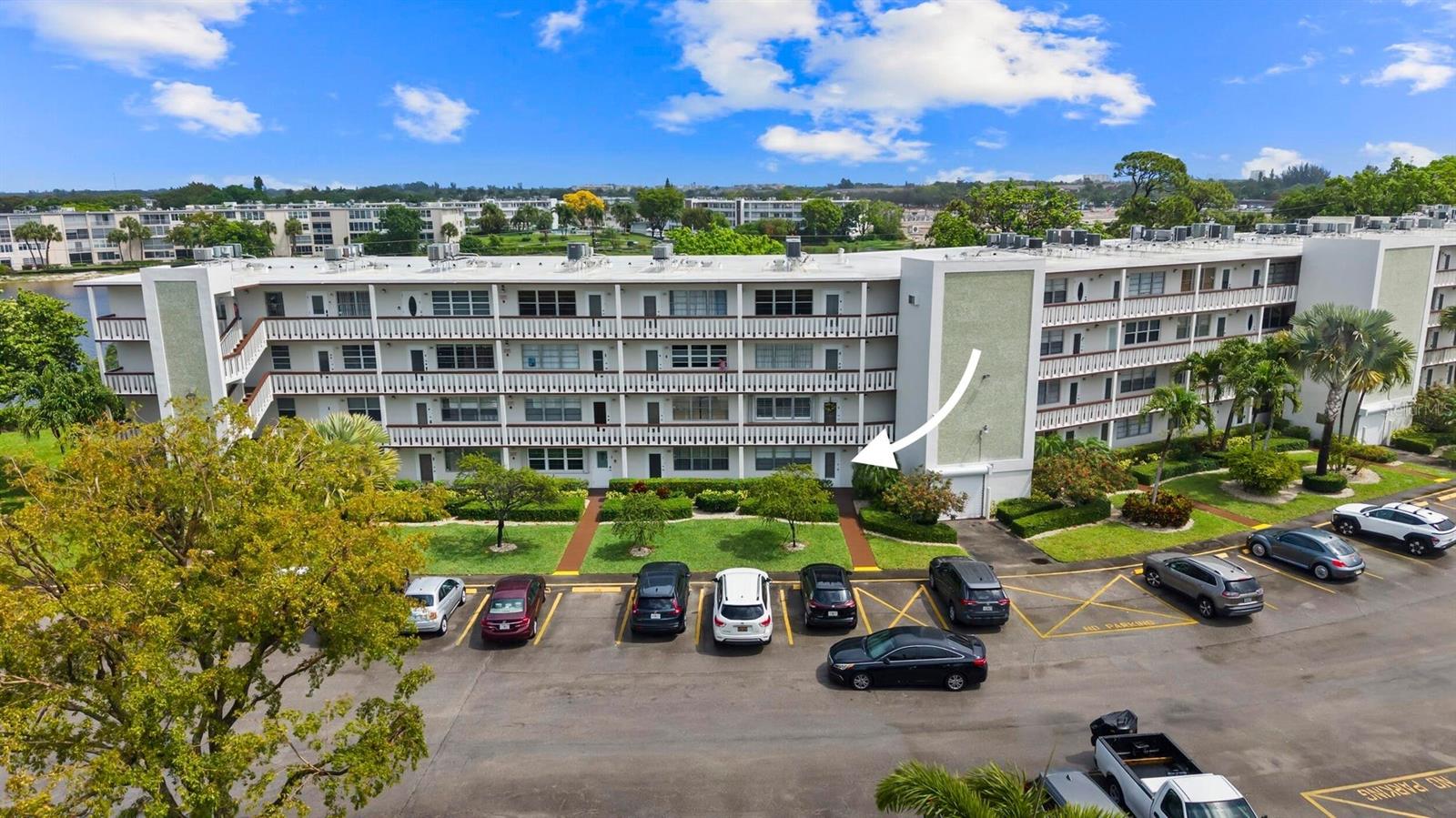 Photo of 126 SOUTHAMPTON B #126 WEST PALM BEACH FL 33417