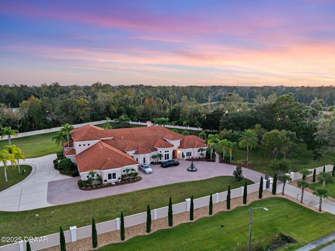 Photo of 602 TOMOKA AVENUE ORMOND BEACH FL 32174