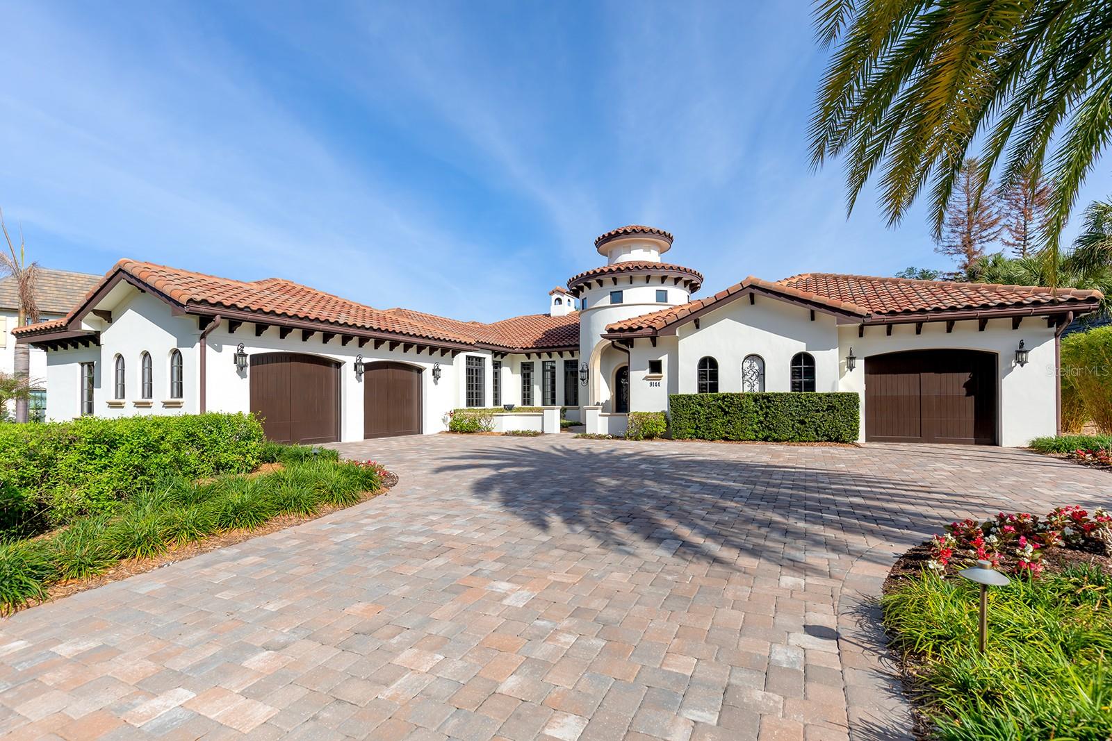 Photo of 9144 ISLEWORTH GARDENS DRIVE WINDERMERE FL 34786