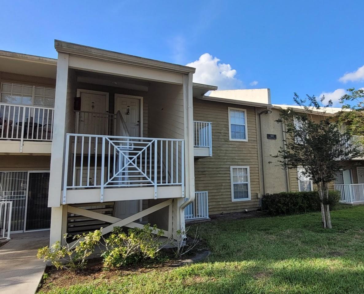 Photo of 302 LAKE PARSONS GREEN #102 BRANDON FL 33511