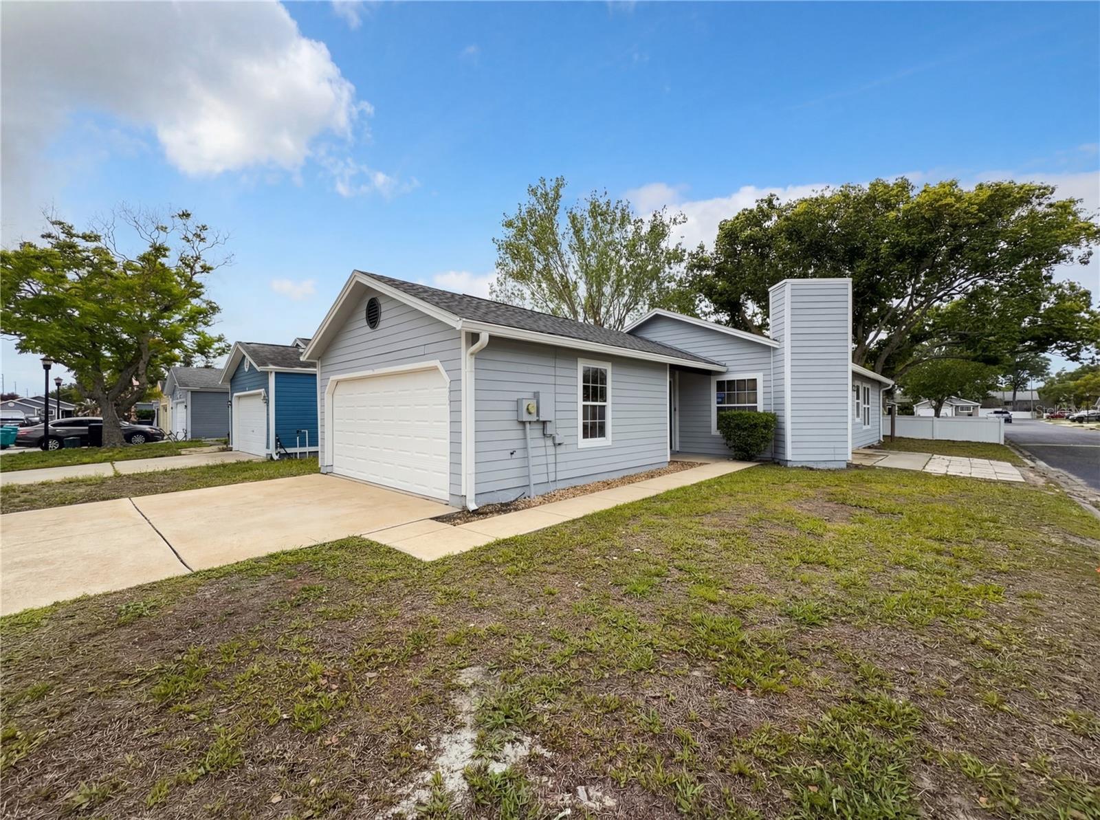 Photo of 2000 PLAINFIELD DRIVE ORLANDO FL 32812