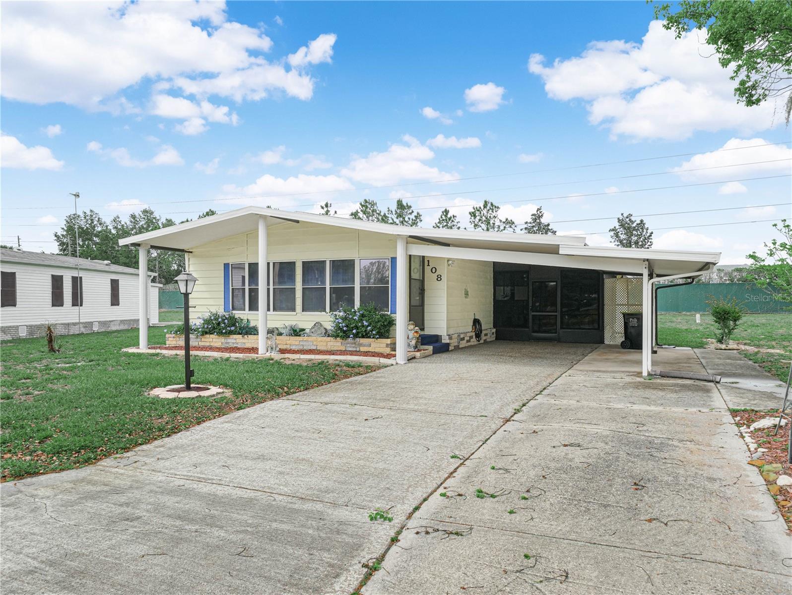Photo of 108 KENSINGTON PARK DRIVE DAVENPORT FL 33897