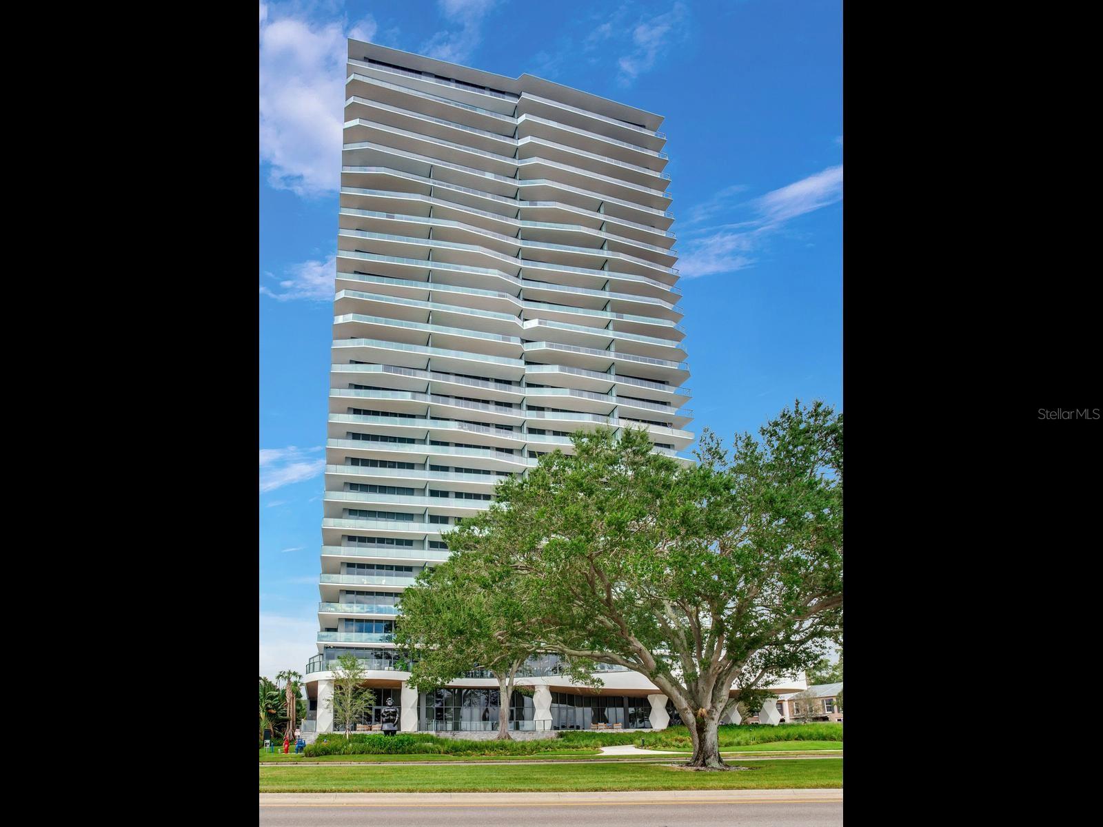 Photo of 3101 W BAYSHORE BOULEVARD #402 TAMPA FL 33629