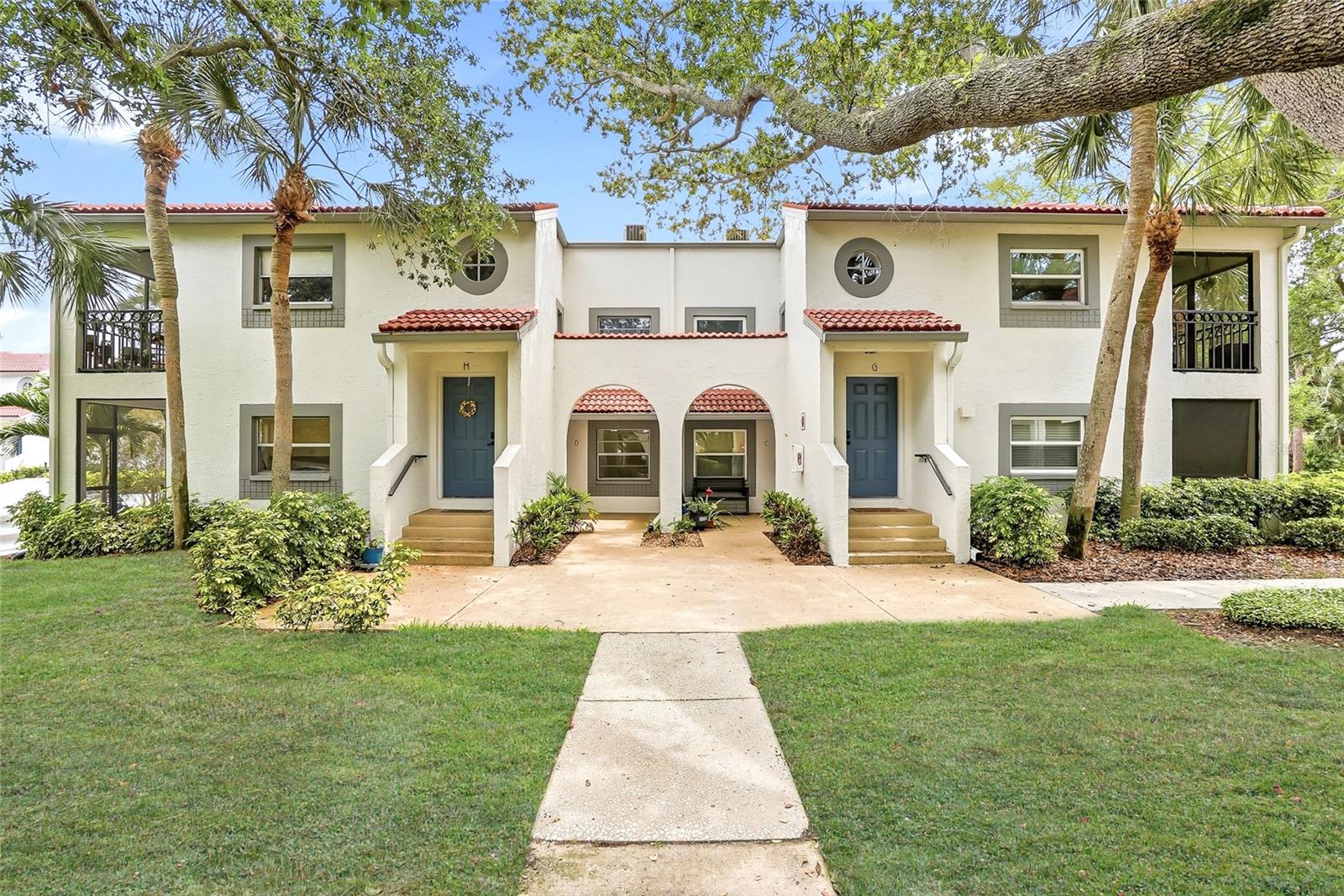 Photo of 500 SANTA CRUZ PLACE #D ST PETERSBURG FL 33703