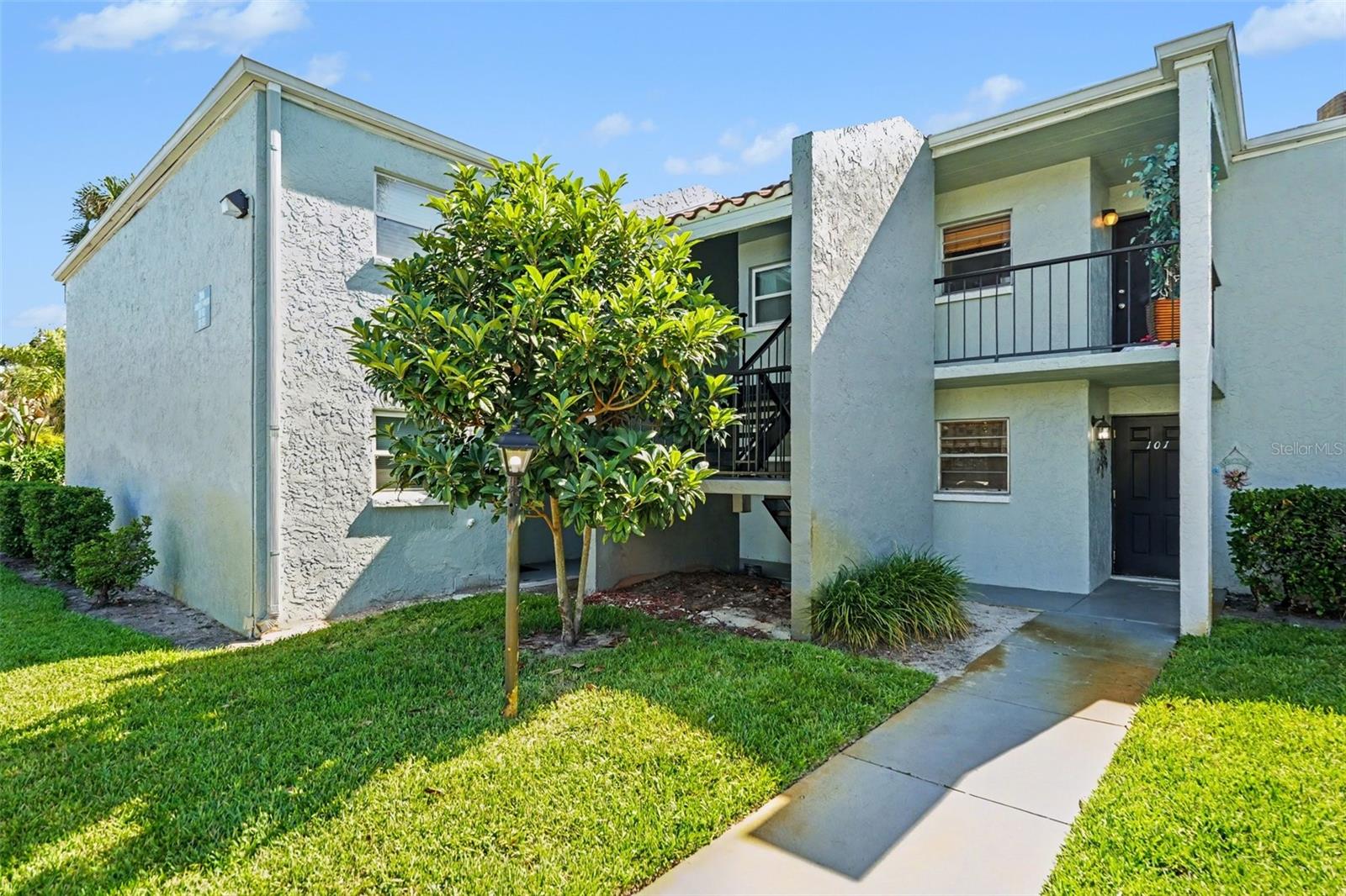 Photo of 2845 SOMERSET PARK DRIVE #101 TAMPA FL 33613