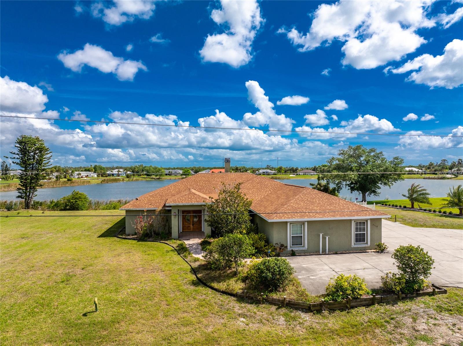 Photo of 7110 SAN CASA DRIVE ENGLEWOOD FL 34224