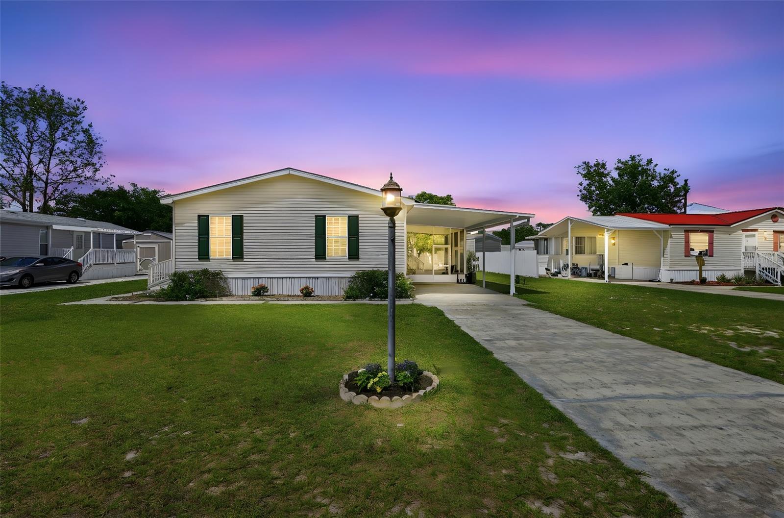 Photo of 373 DOLORES BOULEVARD DELAND FL 32724