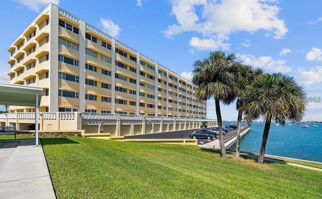 Photo of 100 BLUFF VIEW DRIVE #308A BELLEAIR BLUFFS FL 33770