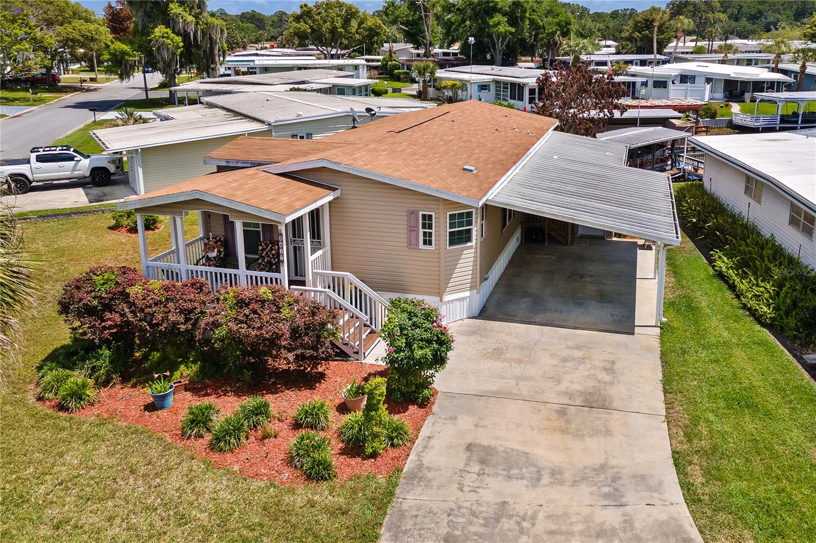 Photo of 2417 VINDALE ROAD TAVARES FL 32778